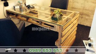 ban lam viec van phong go thong pallet