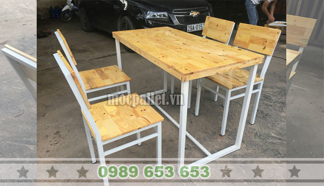 Bàn ghế quán cơm văn phòng BGS131